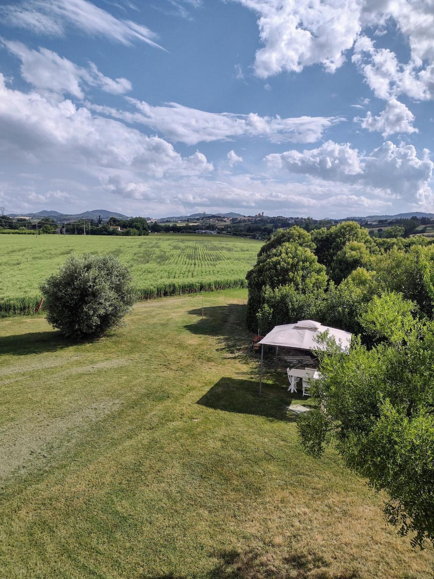 Country Rooms & Suite La Quercia Coriano Exterior foto