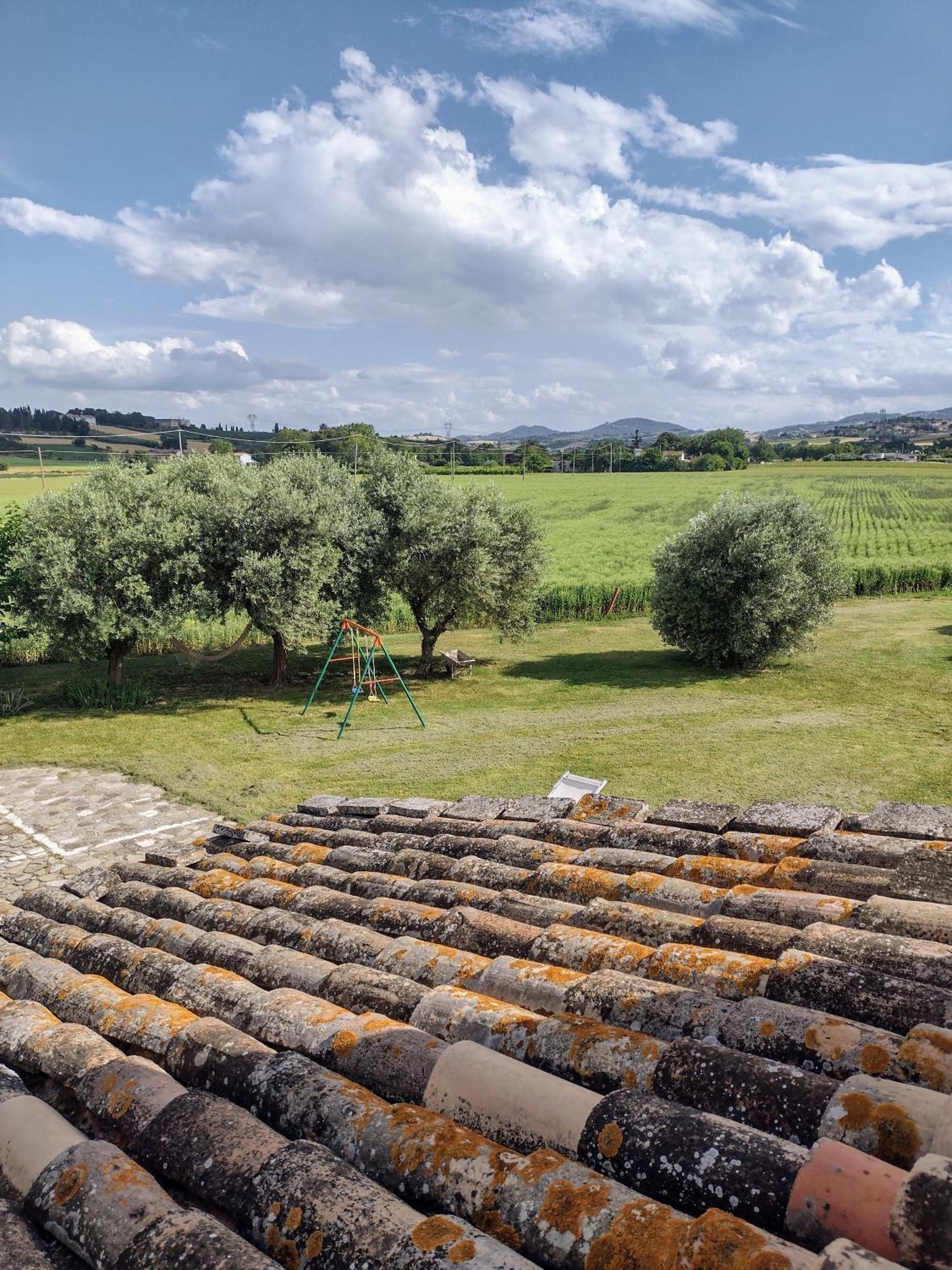 Country Rooms & Suite La Quercia Coriano Exterior foto